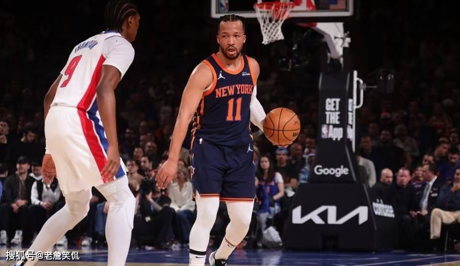 包含活塞以106-103战胜尼克斯，系列赛扳平至2-2的词条