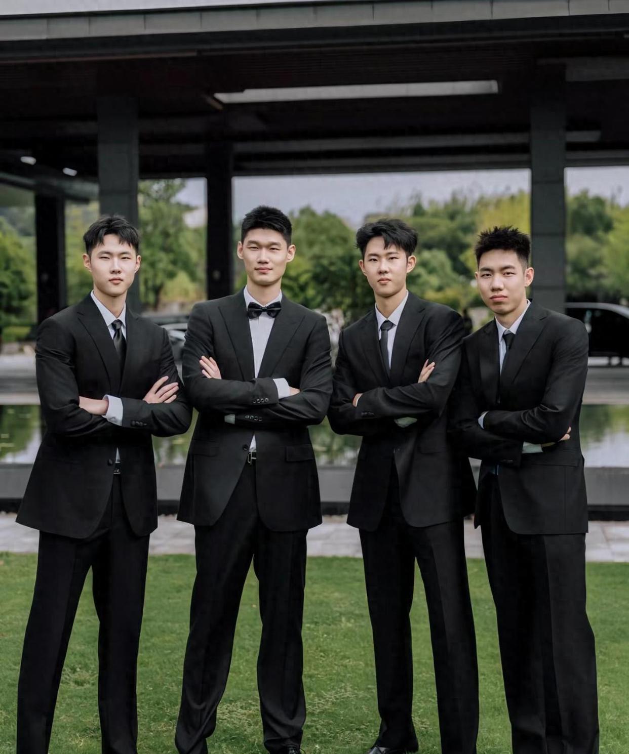 关于清华大学球员逄砚钧社媒晒退役vlog：清华男篮24号退役的信息
