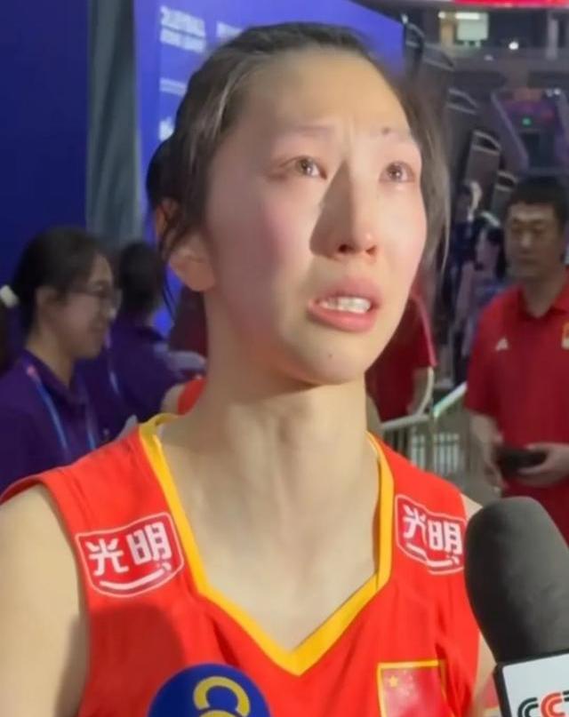 包含世界女排联赛-中国3-1捷克吴梦洁25分庄宇珊21分的词条