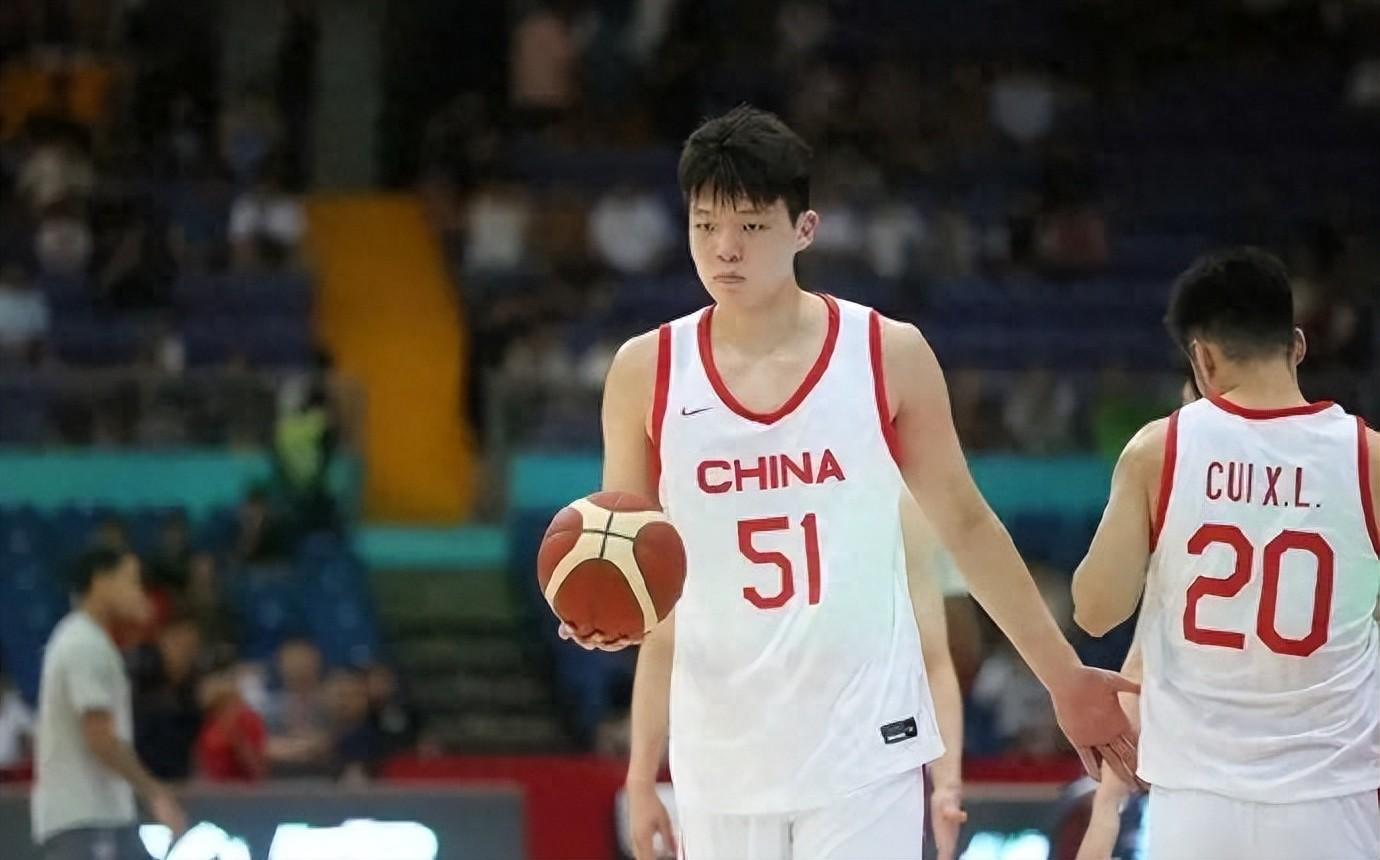 关于队记给杨瀚森评B-!速度慢让我担心现在对手不会在NBA的信息